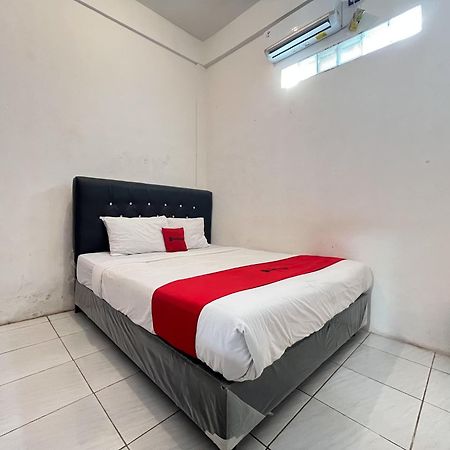 Reddoorz Syariah At Falisha Umy Ngabean Exterior photo